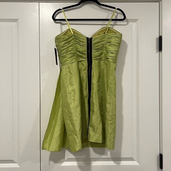 NWT Aqua Dresses Women's Green Strapless Mini Dress Size 12 - Picture 5 of 9